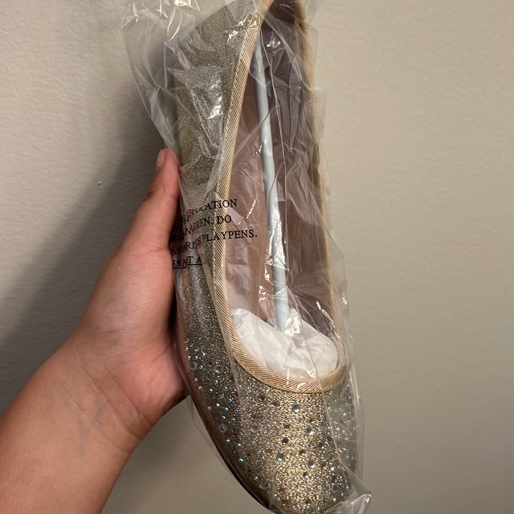 Brand: Style & Co, Size: 7.5, Color: Sparkly gold